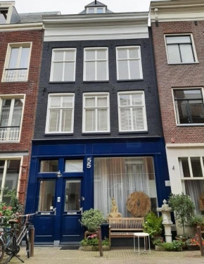  Amsterdam Lily apartment  Амстердам